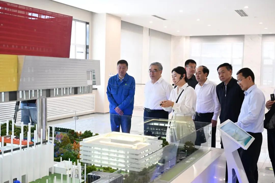 全国政协副主席朱永新调研东升国际通州项目