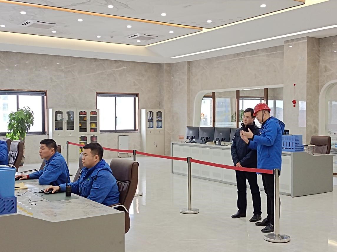东升国际集团领导到下属项目公司开展新春慰问